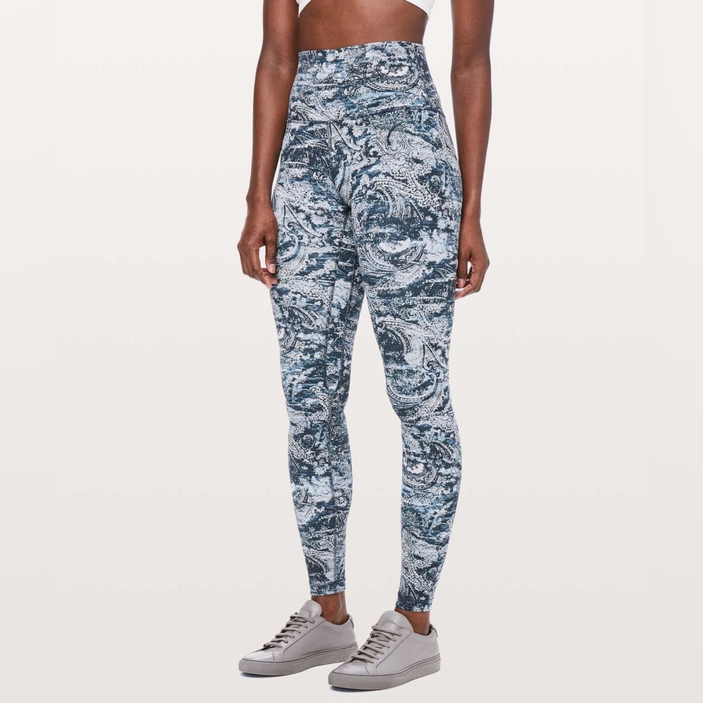 Lululemon Align High-Rise Pant 28"
Paisley Glaze Multi